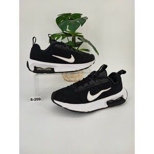 Nike Women's Air Max INTRLK LITE Black Sneakers Size 6.5 US